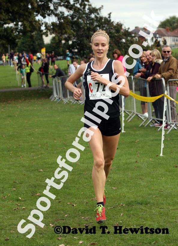Samantha Johnson brings Rotherham home to victory in the senior womens Northern Cross Country Relays, Graves Park, Sheffield.